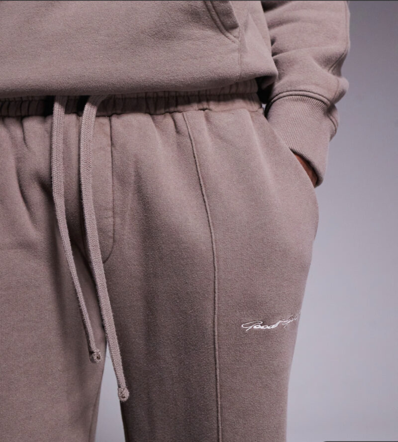Good For Nothing co-ord joggers in taupe - Image 5