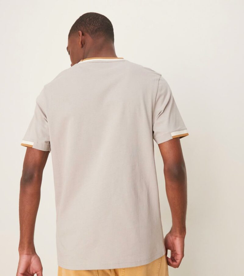 Lyle & Scott Half Tipped T-shirt in grey - Image 4