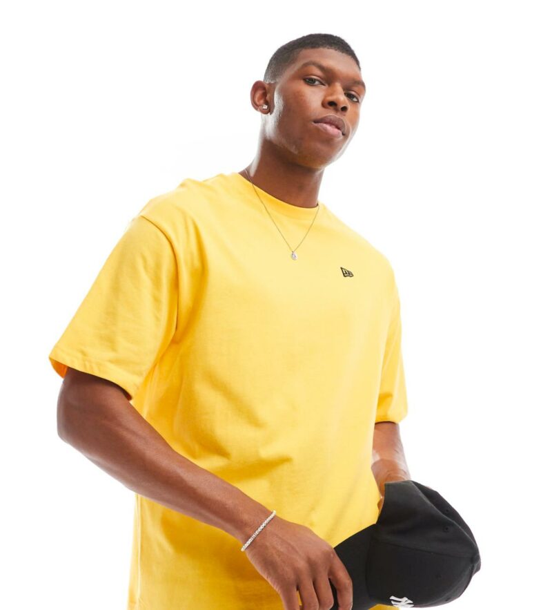 New Era baseball graphic back motif back t-shirt in yellow